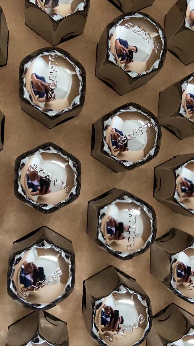 32 علامه سكانيا